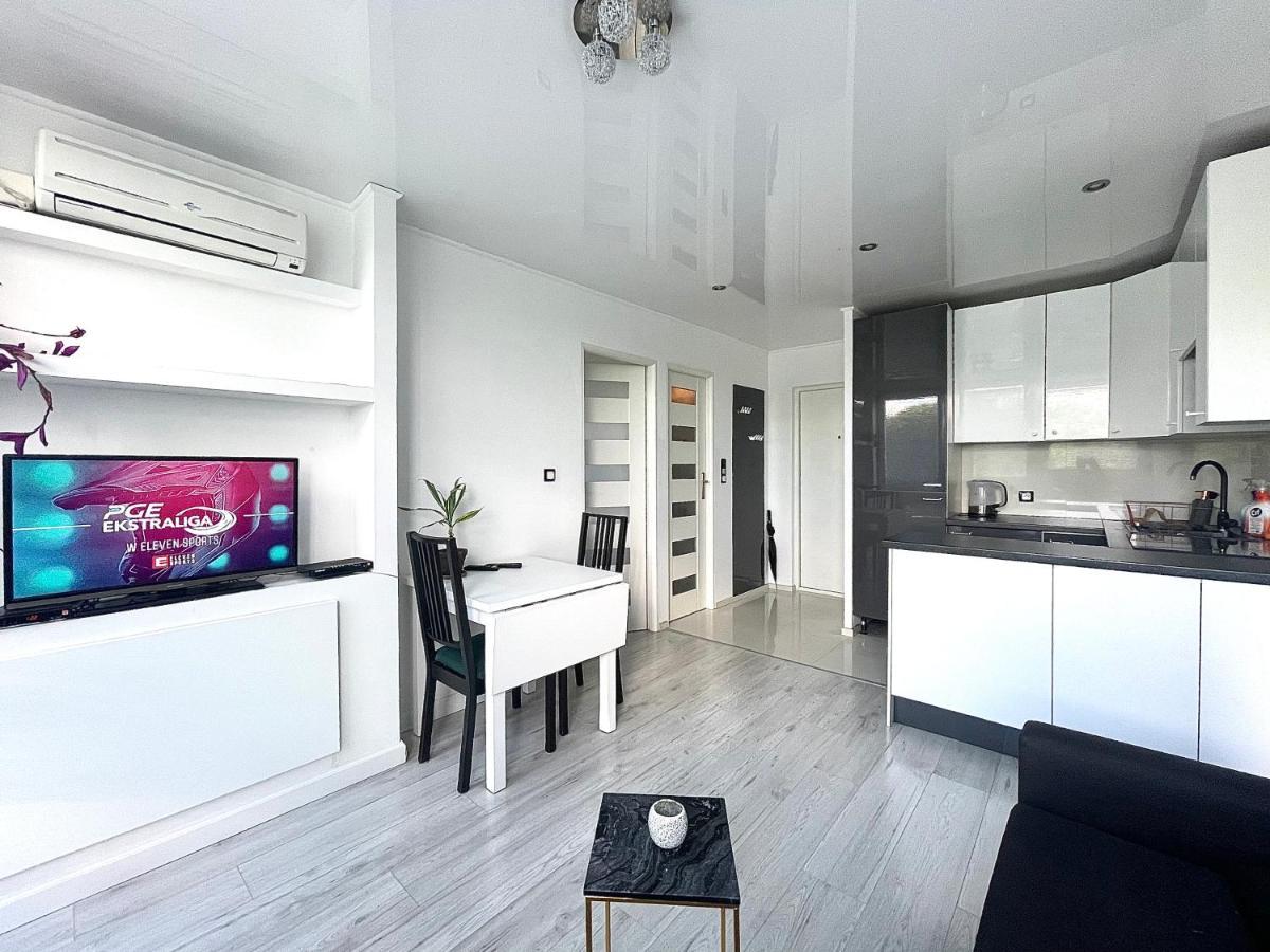 Sasi - Cozy Apartment For 6 People In Centre Варшава Экстерьер фото